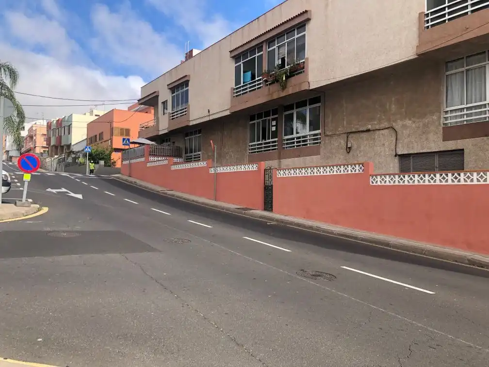 Pis en venda a C/ Retama del Teide, La Cuesta -Finca España