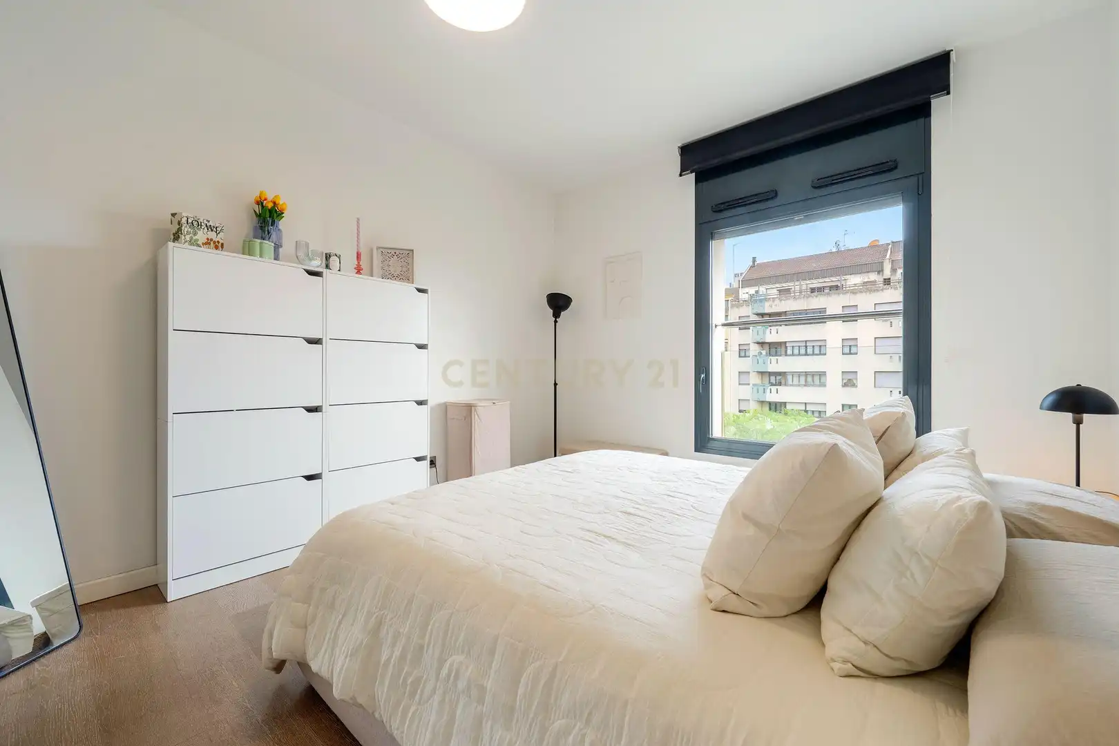 Dormitori de Apartament en venda en Tarragona amb Aire condicionat, Traster i Alarma