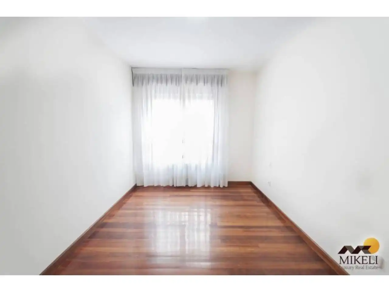 Schlafzimmer von Wohnung zur Miete in Santander mit Heizung