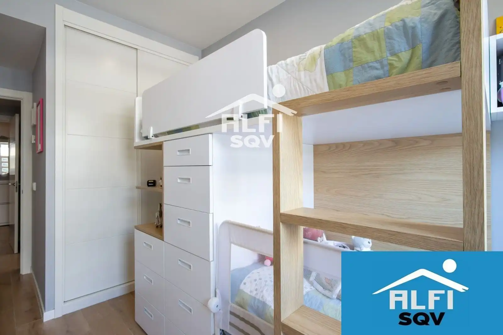 Bedroom of Flat for sale in Sant Cugat del Vallès  with Air Conditioner, Heating and Terrace
