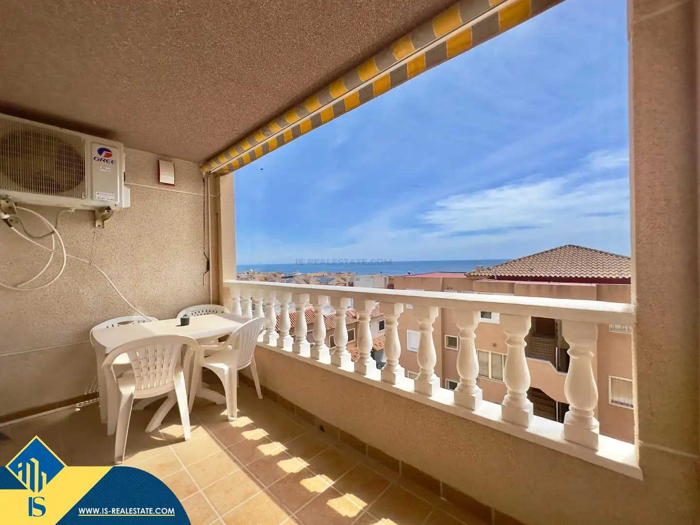 Balcony of Flat for sale in Torrevieja  with Terrace, Furnished and Community pool