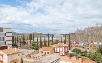 Exterior view of Duplex for sale in Girona Capital  with Air Conditioner and Terrace