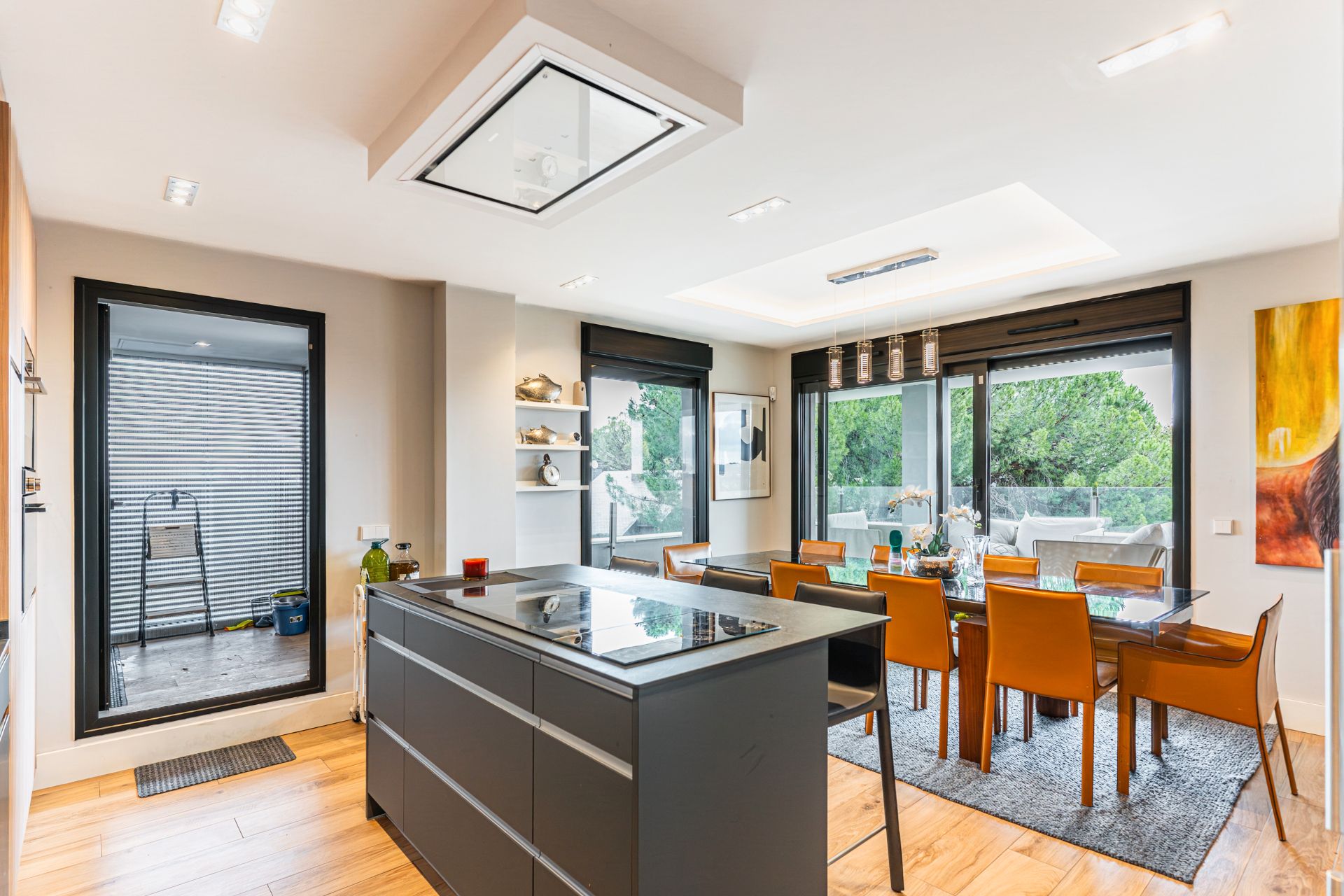 Cocina de Ático en venta en Las Rozas de Madrid con Aire acondicionado, Calefacción y Jardín privado