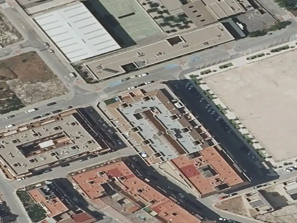 Villa à vendre à PL. LAS NAVES 34 Sótano 1 00043