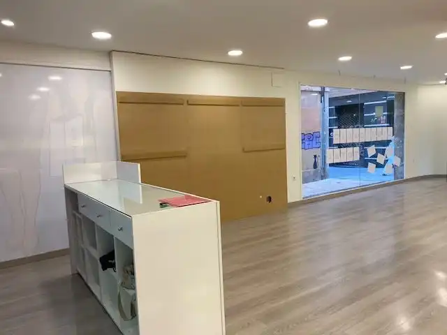 Business premises to rent in Nucli Urbà, imagen 4