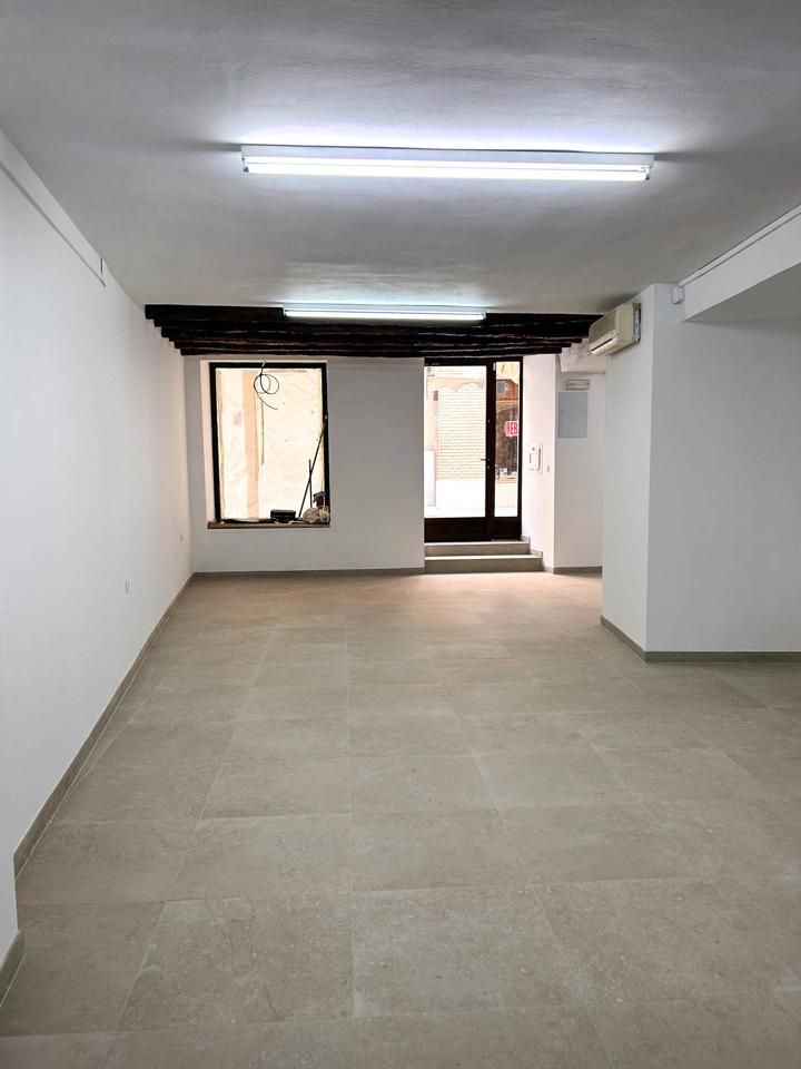 Premises to rent in  Huesca Capital