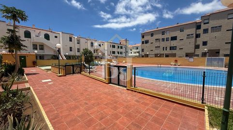 Foto 3 de Apartament en venda a Calle Chasna, 3, Costa del Silencio, Arona