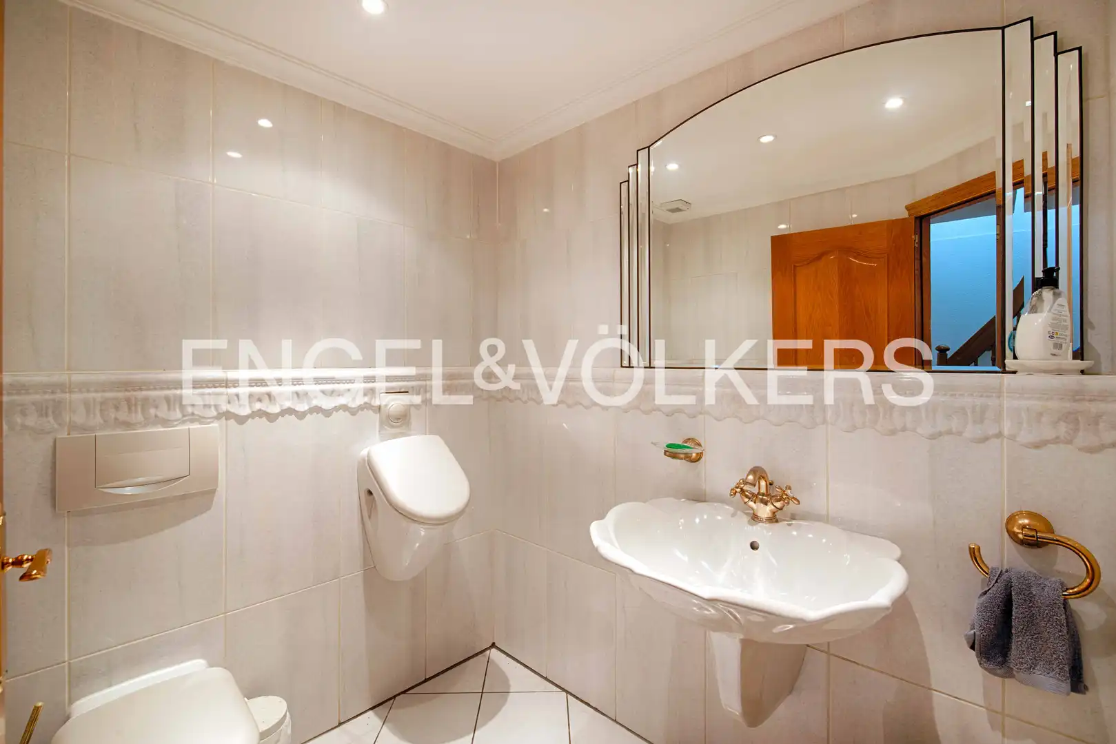 Casa con piscina en venta en Carrer Requesens, imagen 24