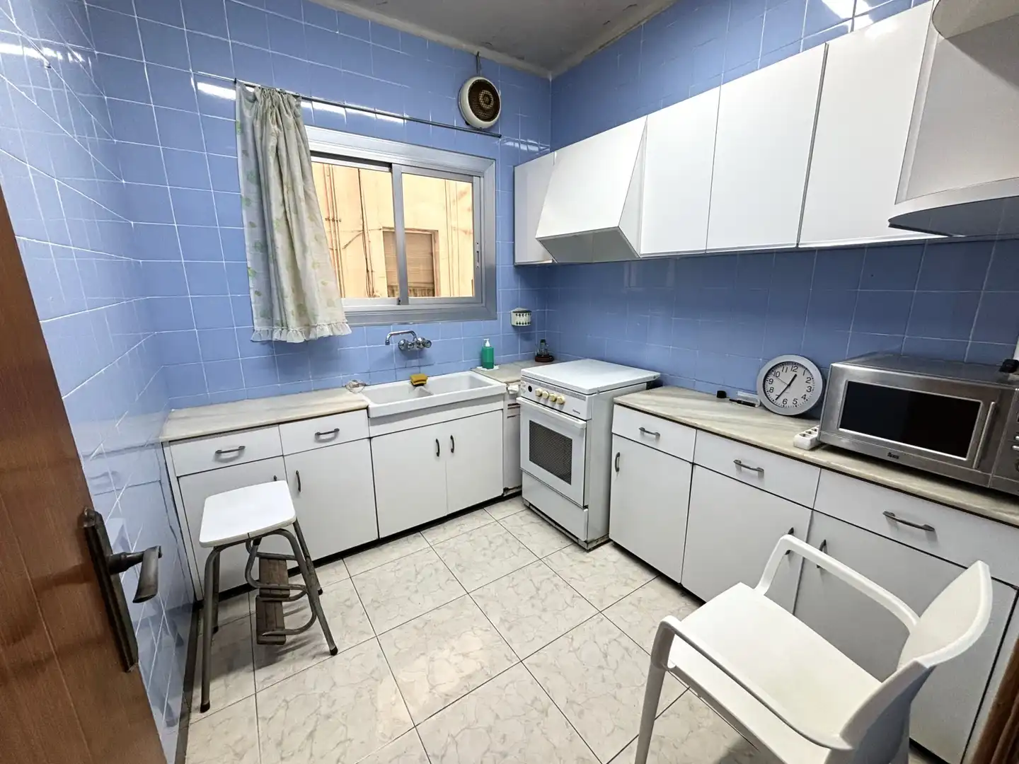 Cocina de Piso en venta en Barcelona con Balcón