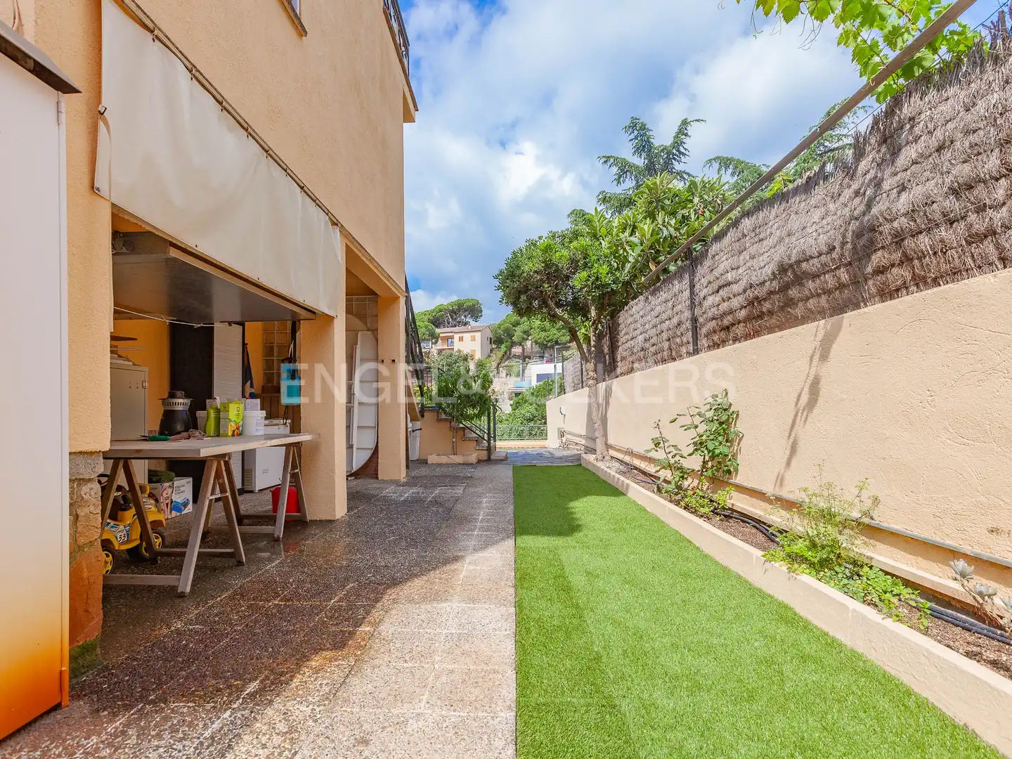 Vista exterior de Casa o chalet en venta en Mataró con Aire acondicionado, Calefacción y Jardín privado