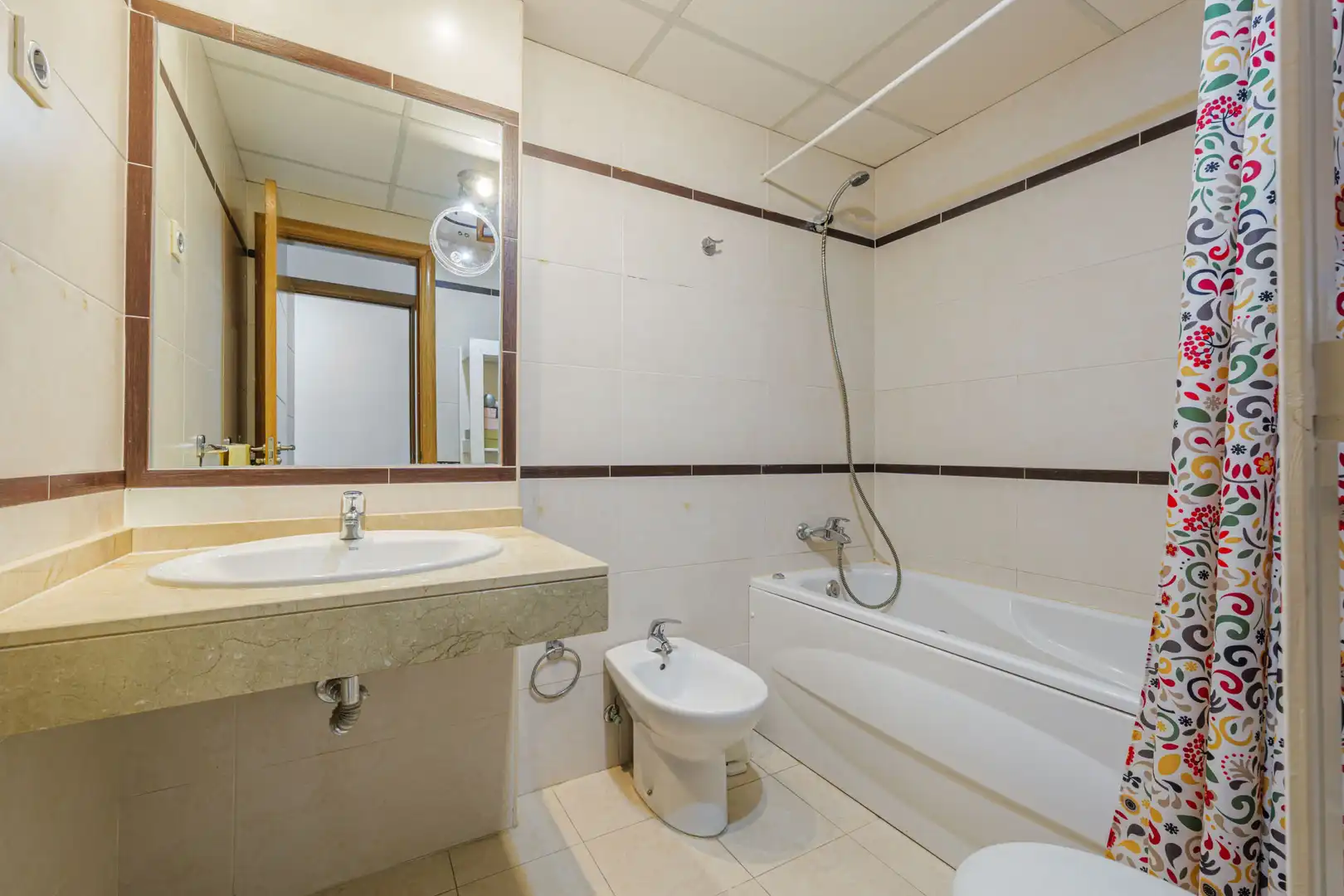 Bathroom of Apartments for sale in Málaga  with Air Conditioner, Terrace and Swimming Pool