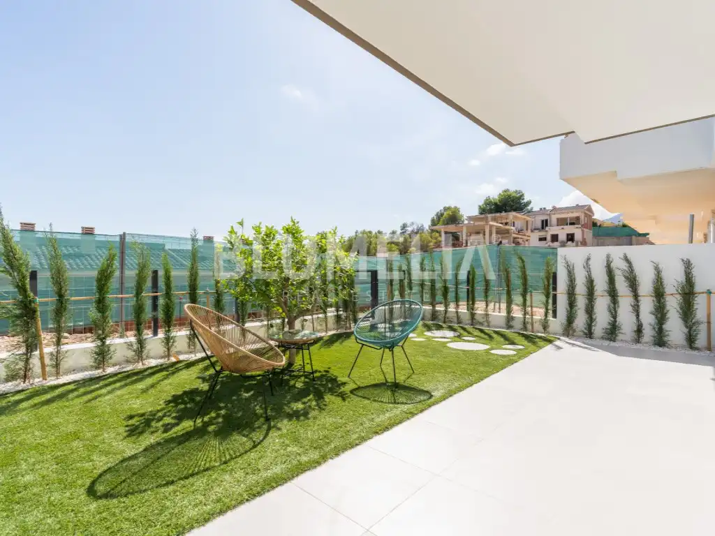 Terrassa de Casa o xalet en venda en La Nucia amb Aire condicionat, Calefacció i Jardí privat