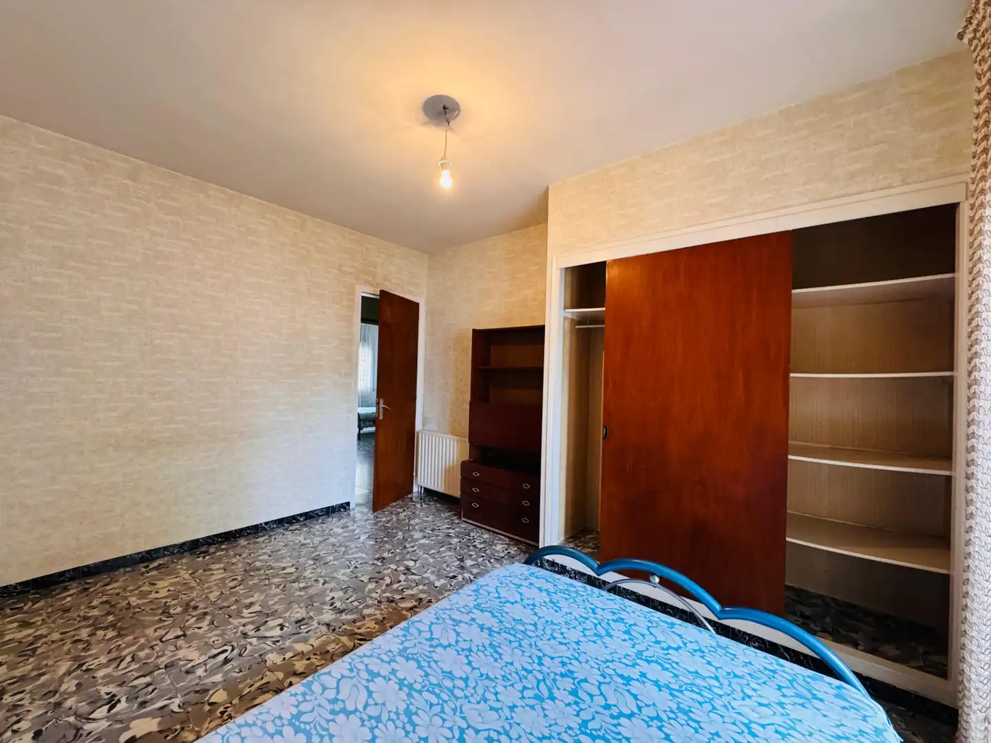 Habitación de Casa adosada en venta en Llagostera con Calefacción y Balcón