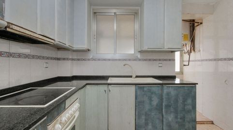 Foto 4 de Piso en venta en C/ Primero de Mayo, Pomar, Badalona