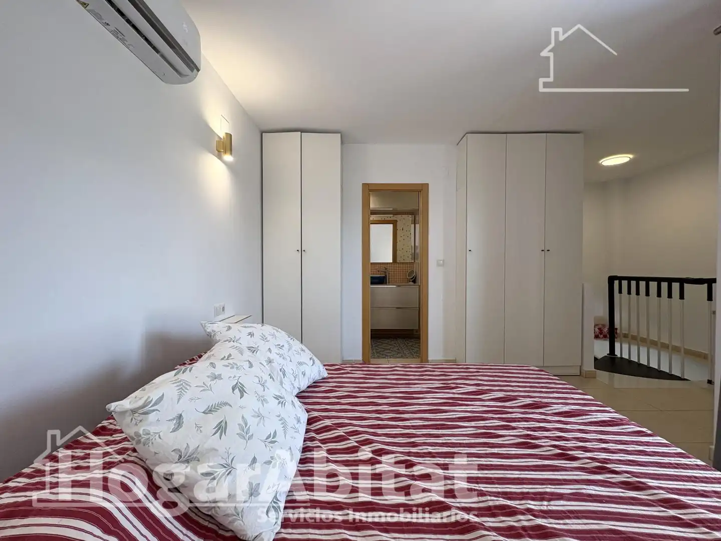 Habitación de Casa o chalet en venta en Almiserà con Aire acondicionado, Calefacción y Terraza