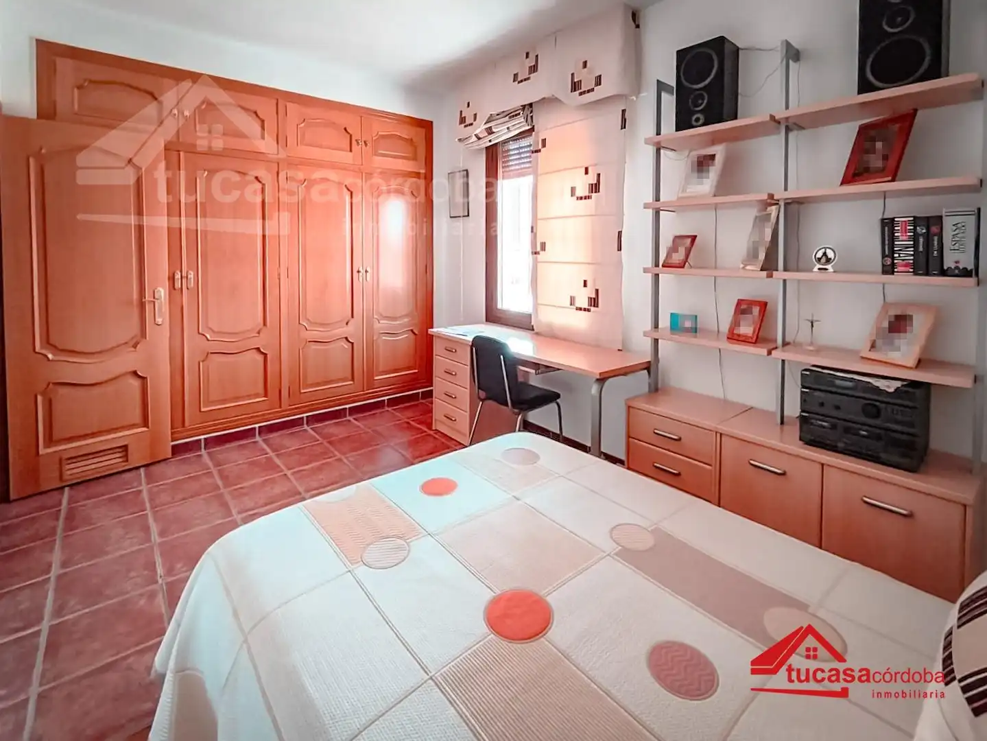 Bedroom of Houses for sale in Córdoba  with Air Conditioner, Terrace and Storage room