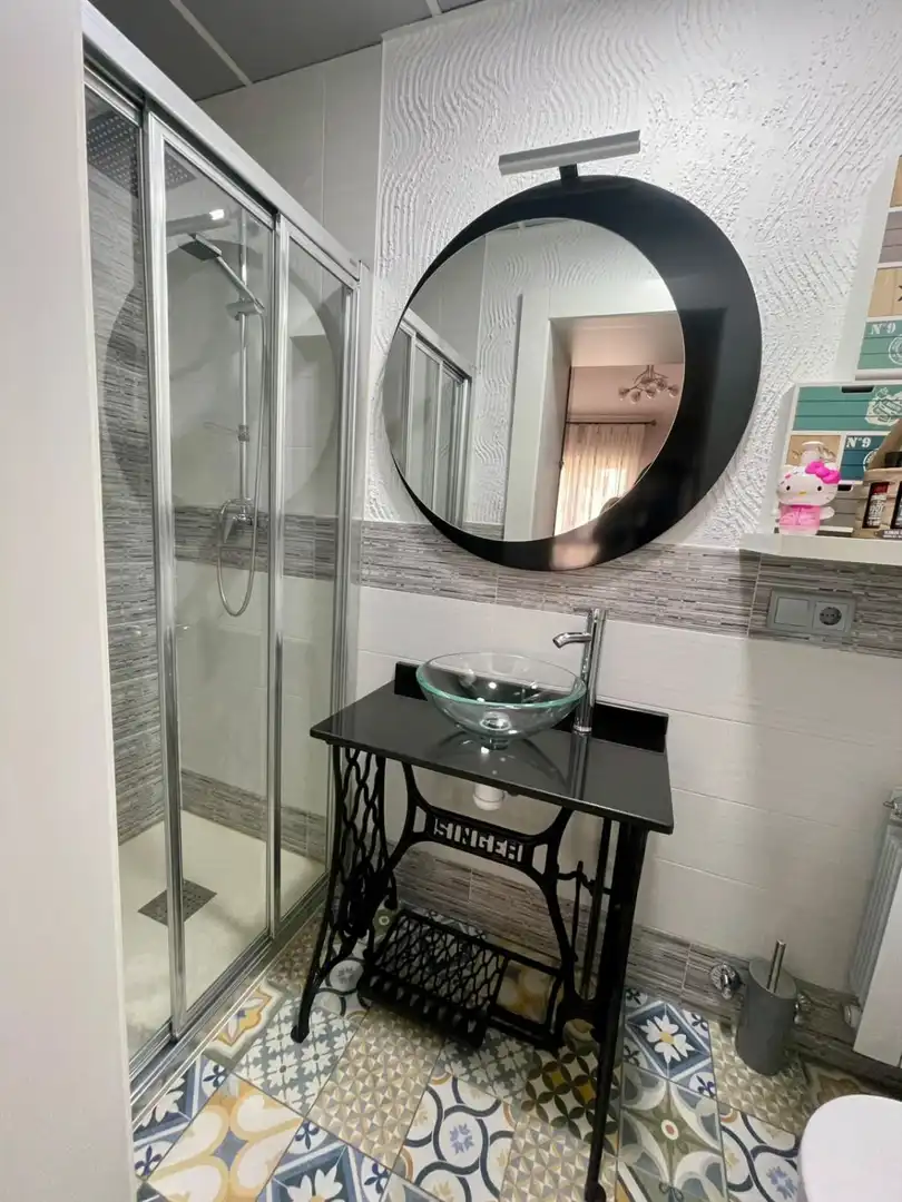 Badezimmer von Wohnung zum Verkauf in Valdepeñas mit Heizung, Terrasse und Balkon