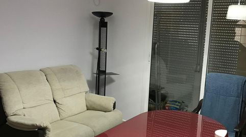 Foto 2 de Piso de alquiler en Calle Aguamarina, El Torrejón - El Cerezo, Sevilla Capital