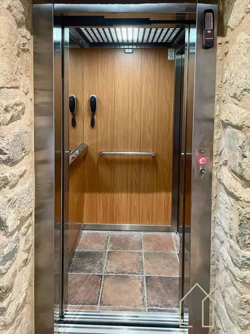 Casa o chalet en venta en Sant Joan de Mollet con Aire acondicionado, Calefacción y Jardín privado