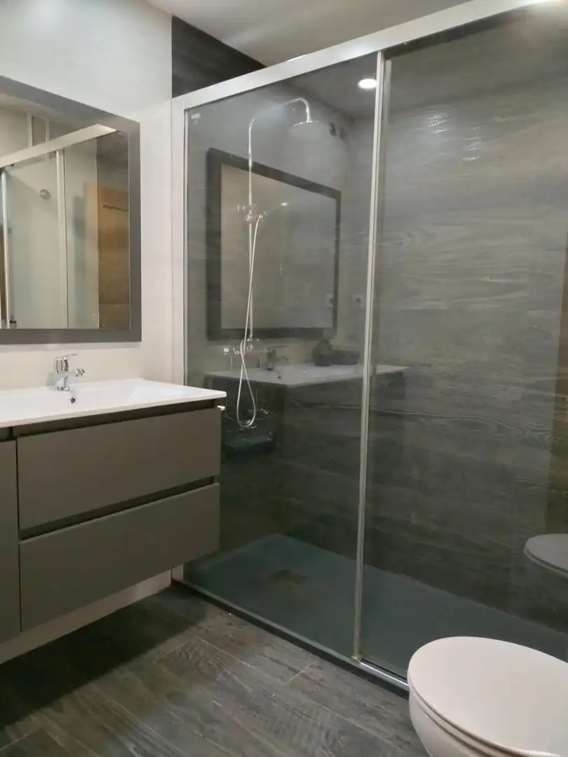 Bathroom of Flat for rent in Arganda del Rey  with Air Conditioner, Heating and Private garden
