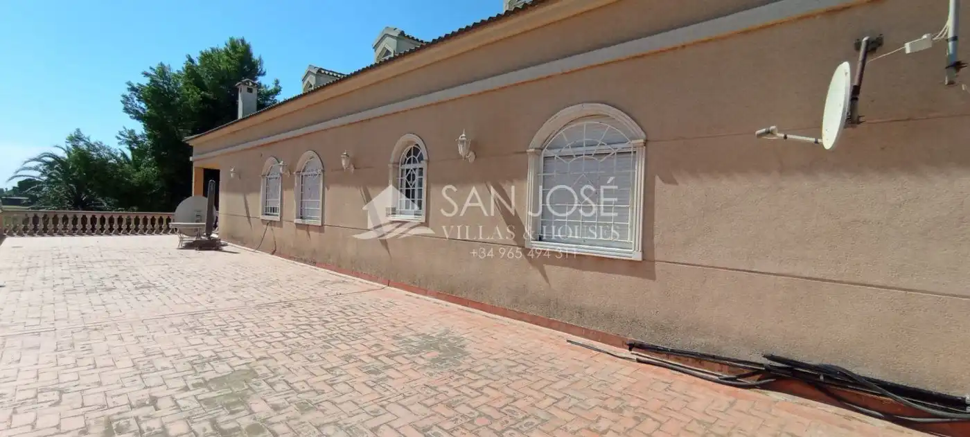 Vista exterior de Casa o chalet en venta en Crevillent con Aire acondicionado, Calefacción y Jardín privado