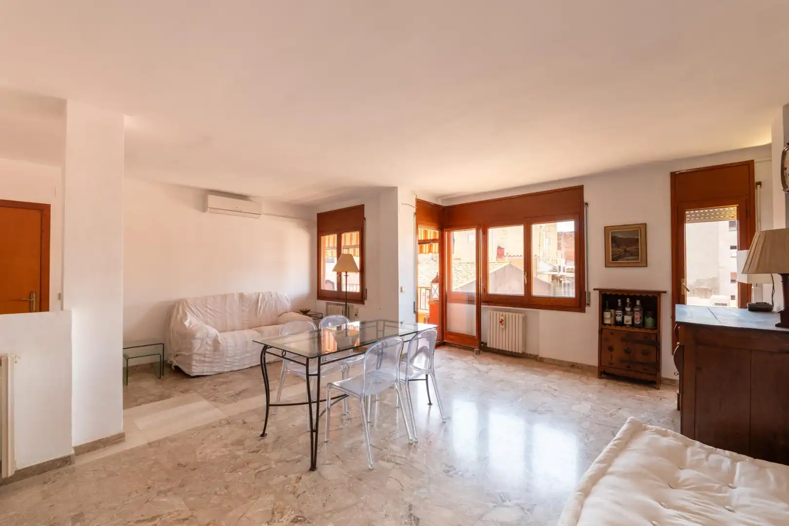 Sala d'estar de Pis en venda en Sant Feliu de Guíxols amb Aire condicionat, Calefacció i Terrassa