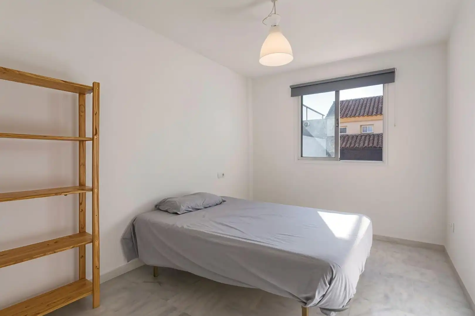Dormitori de Casa adosada en venda en Benalmádena amb Jardí privat, Terrassa i Piscina