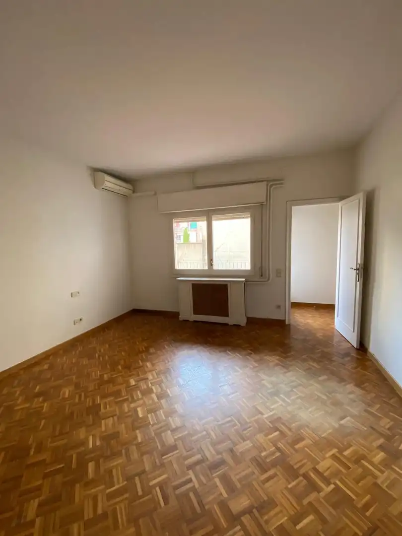 Apartamento de alquiler en Barcelona con Aire acondicionado, Parquet y Balcón