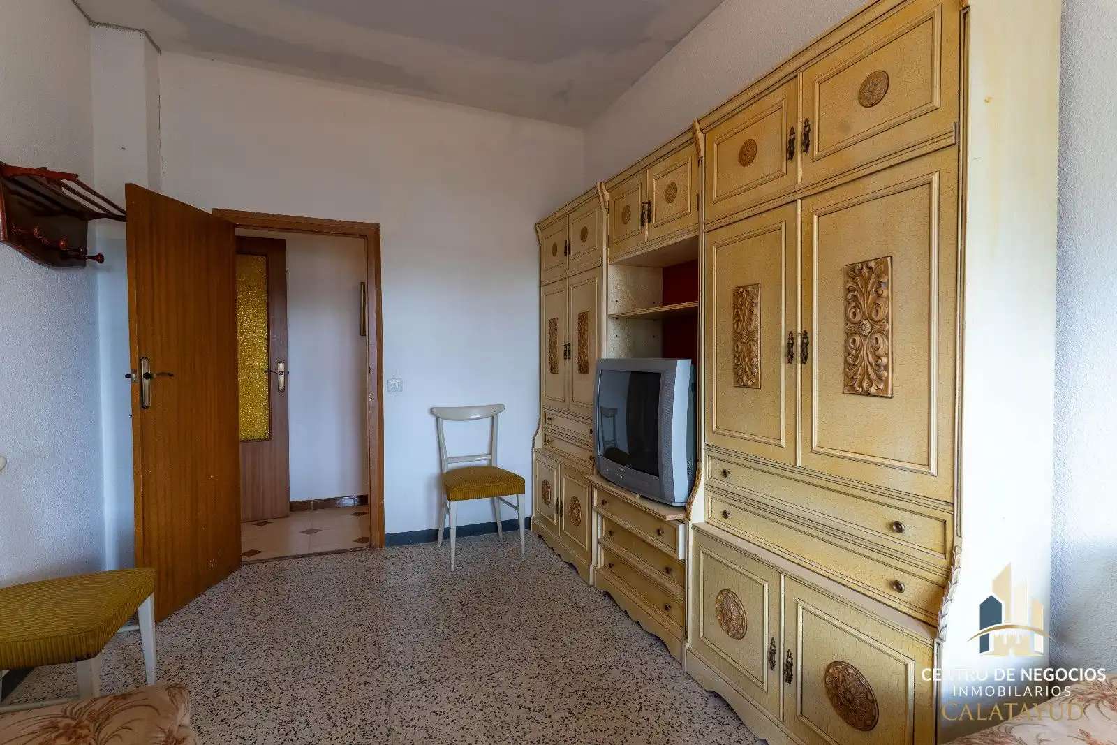 Sala d'estar de Casa o xalet en venda en Calatayud amb Calefacció i Piscina