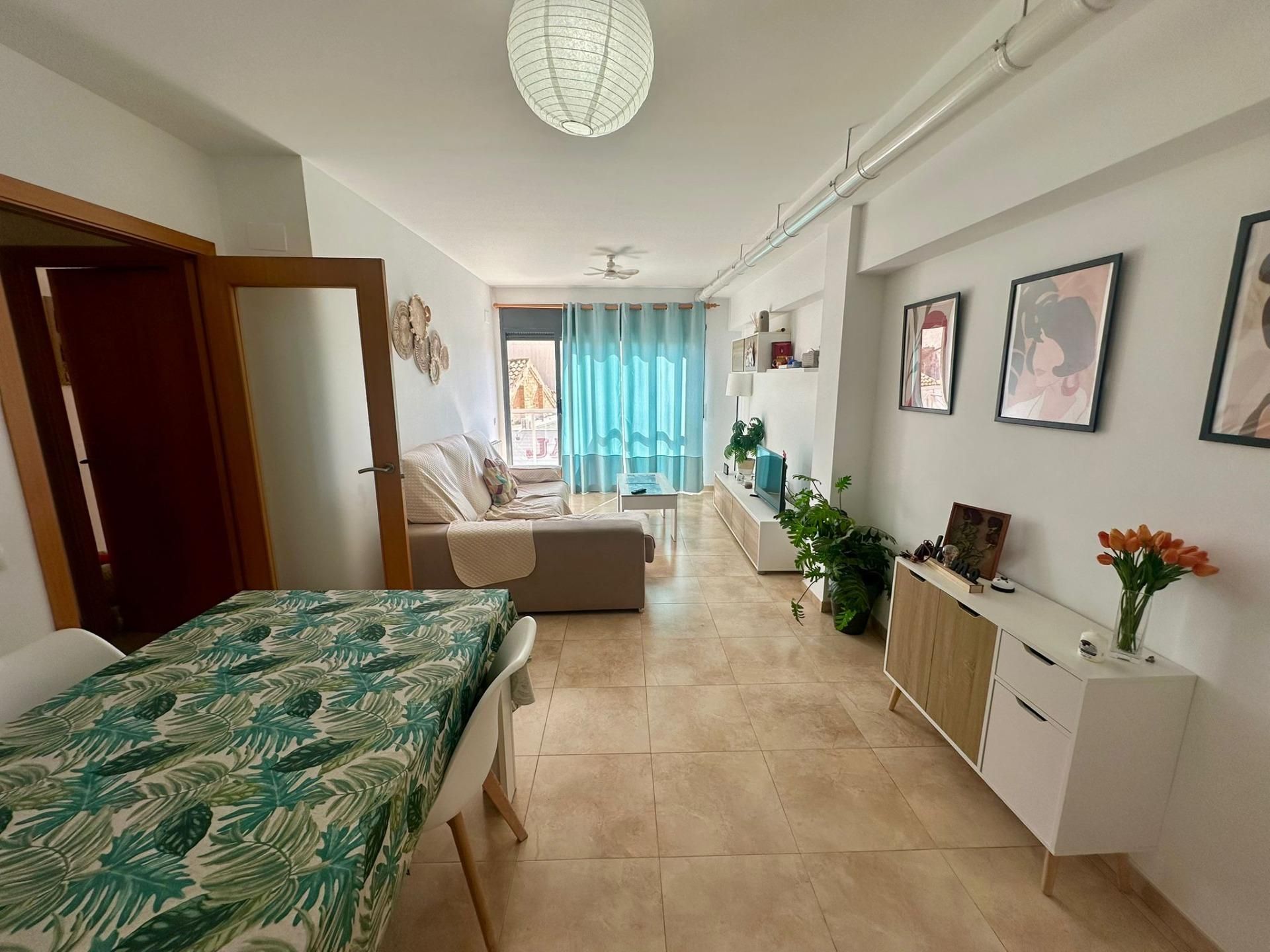 Sala d'estar de Pis en venda en El Vendrell amb Calefacció, Terrassa i Balcó