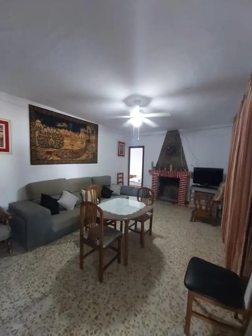 Sala de estar de Casa o chalet en venta en Utrera con Aire acondicionado, Jardín privado y Trastero
