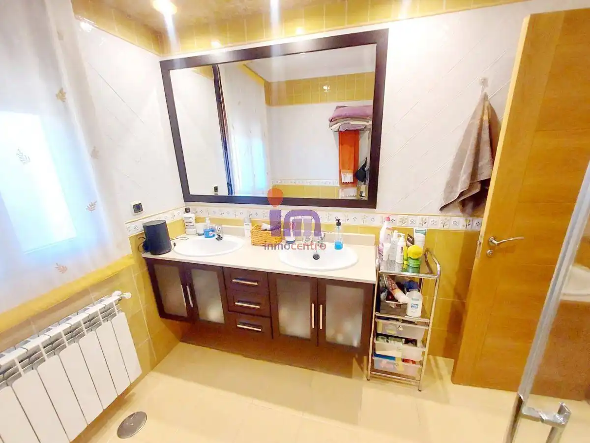 Chalet con piscina en venta en Valdepeñas, imagen 17