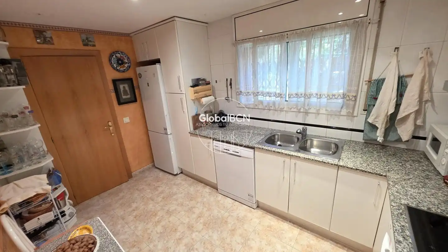 Casa a schiera con giardino in vendita a Avinguda dels Països Catalans, imagen 20