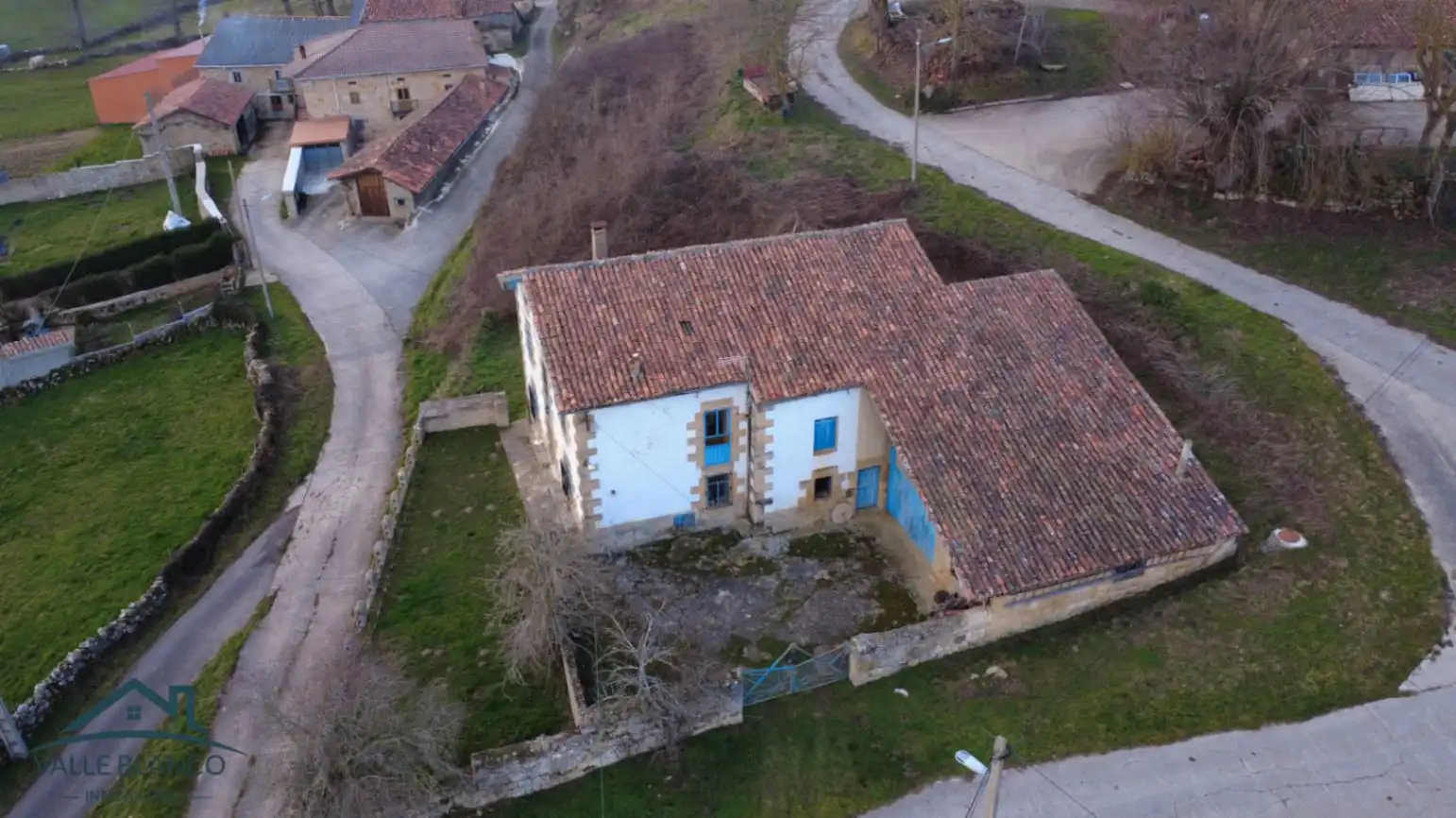 Vista exterior de Casa o chalet en venta en Valle de Valdebezana