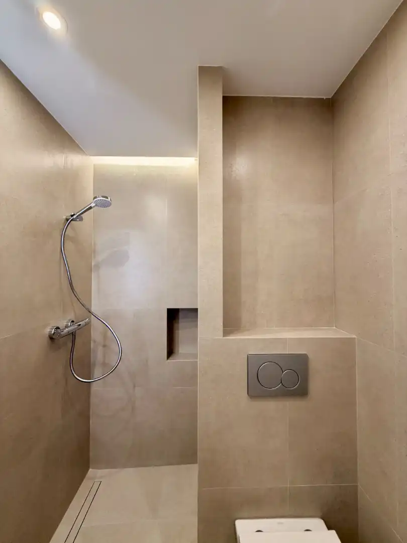 Baño de Piso en venta en Girona con Aire acondicionado, Calefacción y Parquet