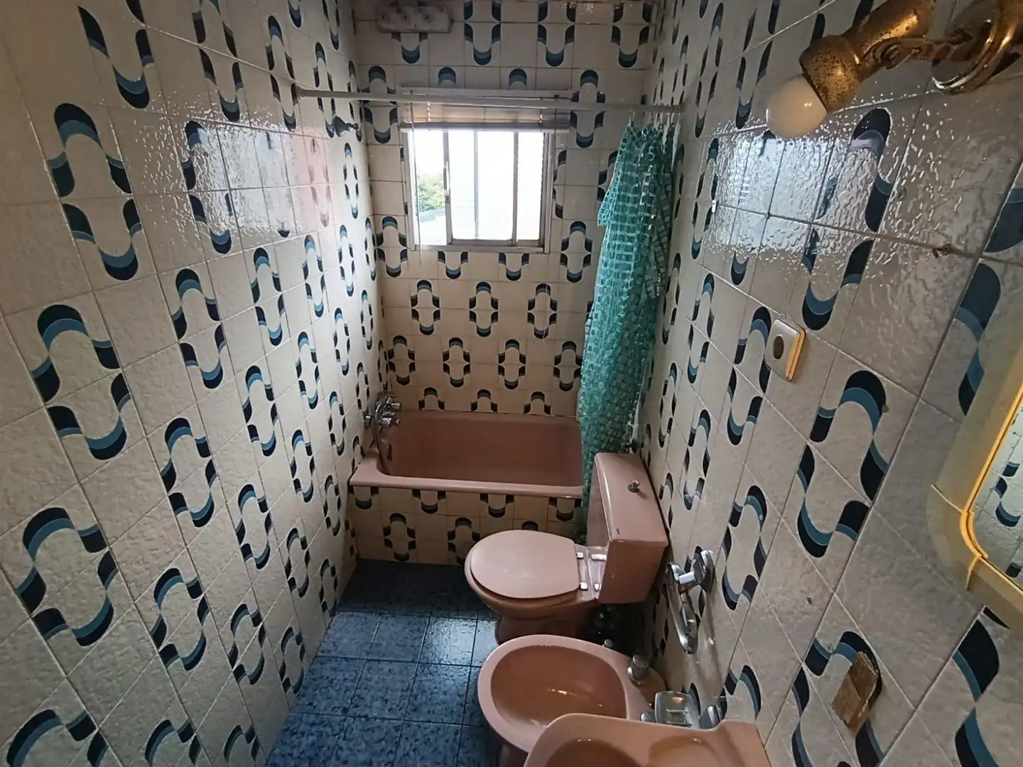Bathroom of Flat for sale in Avilés