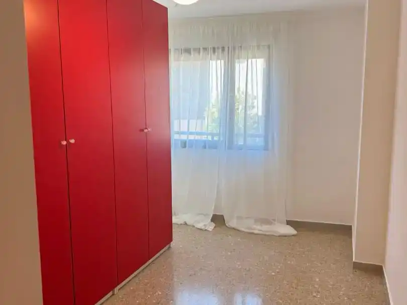 Schlafzimmer von Wohnung zur Miete in Gandia mit Klimaanlage und Balkon