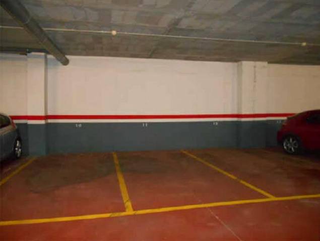 Garaje en Venta en Carrer de Llorenç Agustí Claveria en Magraners