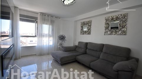 Foto 2 de Piso en venta en Grupo Caritas, Estadio Castalia, Castellón de la Plana / Castelló de la Plana