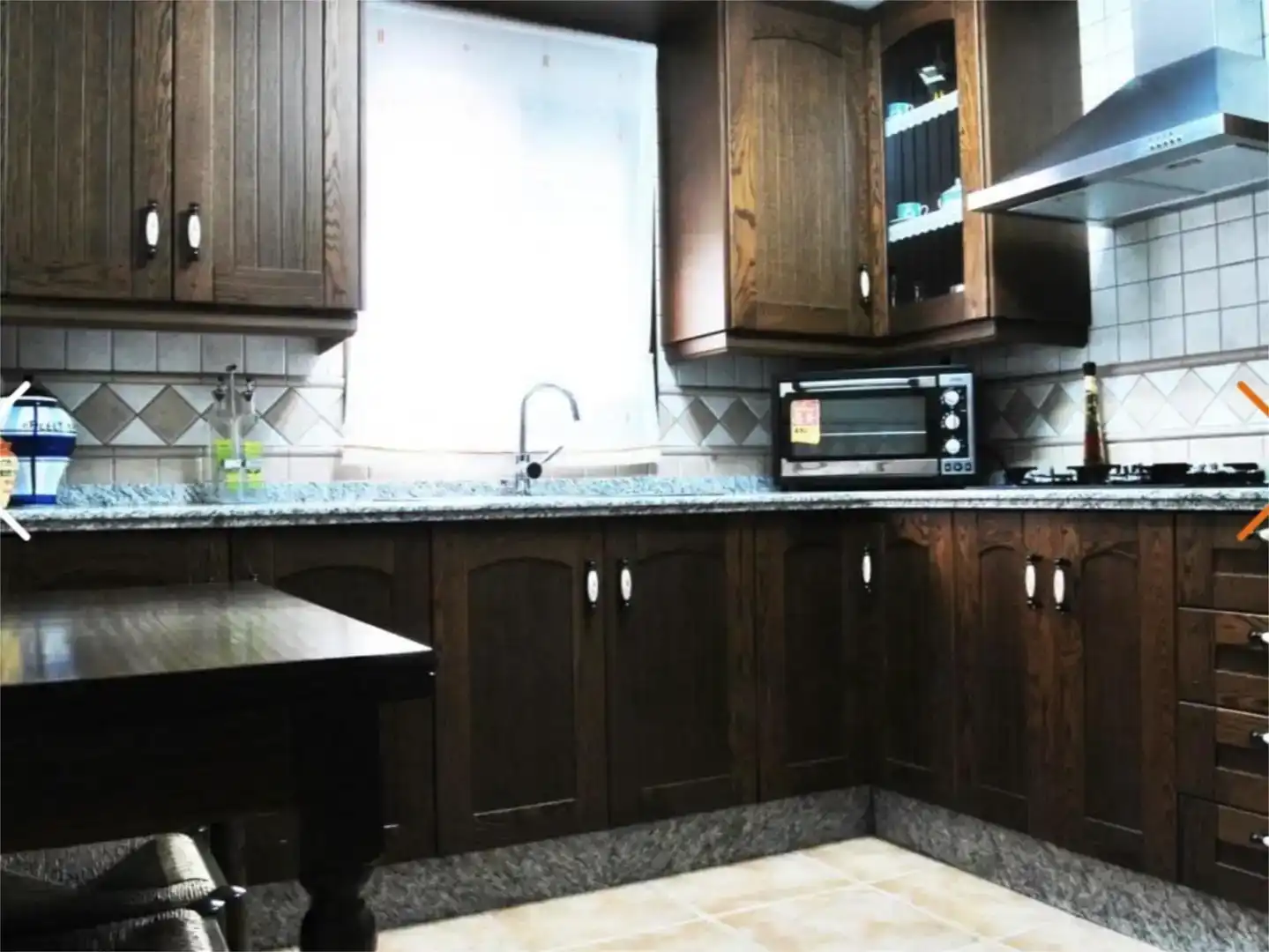 Cocina de Casa o chalet en venta en Loja con Aire acondicionado, Jardín privado y Trastero
