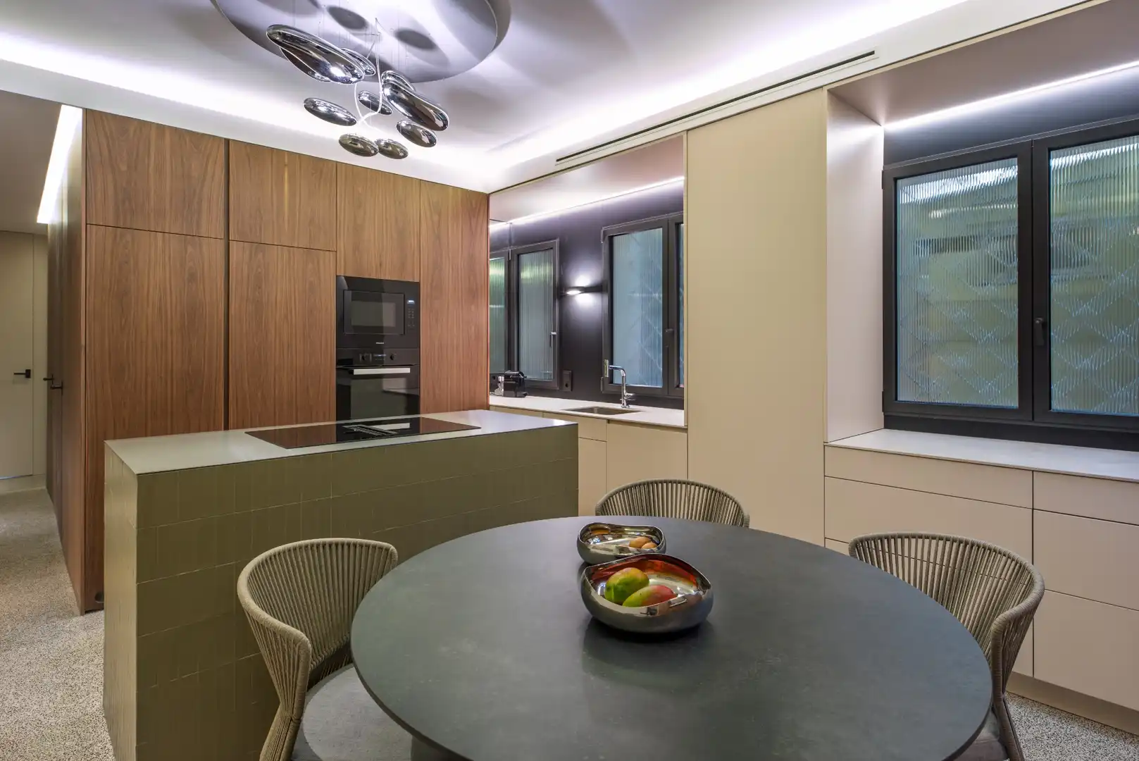 Kitchen of Flat for sale in Madrid  with Air Conditioner, Heating and Storage room