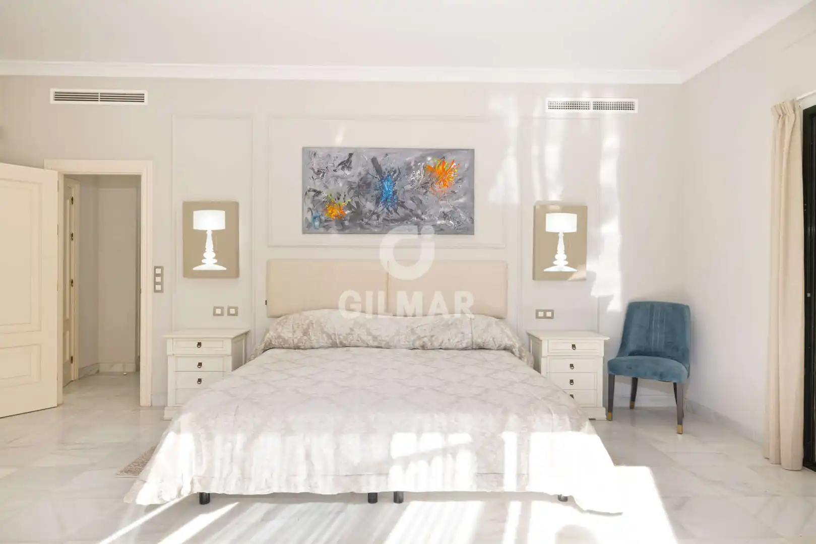 Habitación de Casa o chalet en venta en Estepona con Calefacción, Jardín privado y Piscina