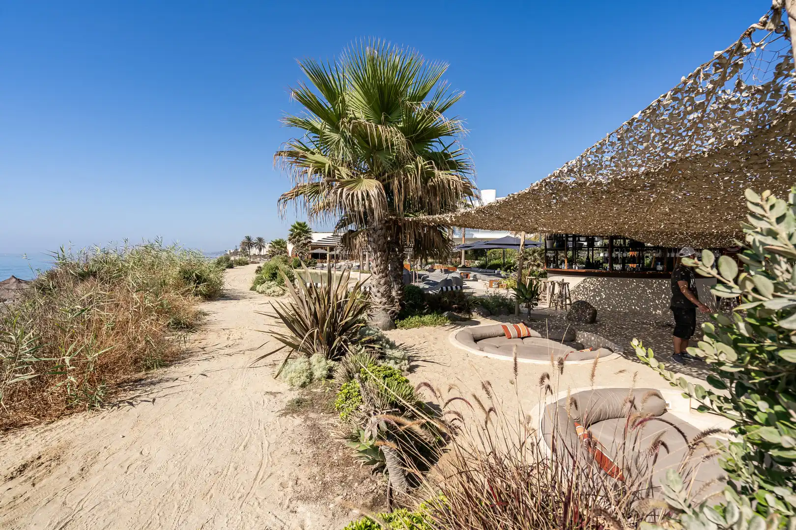 Ground floor for sale in Estepona  with Air Conditioner, Private garden and Terrace