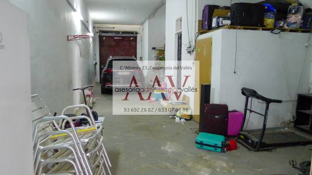 Local comercial en Venta en Carrer Verge de Montserrat en Can Tiana