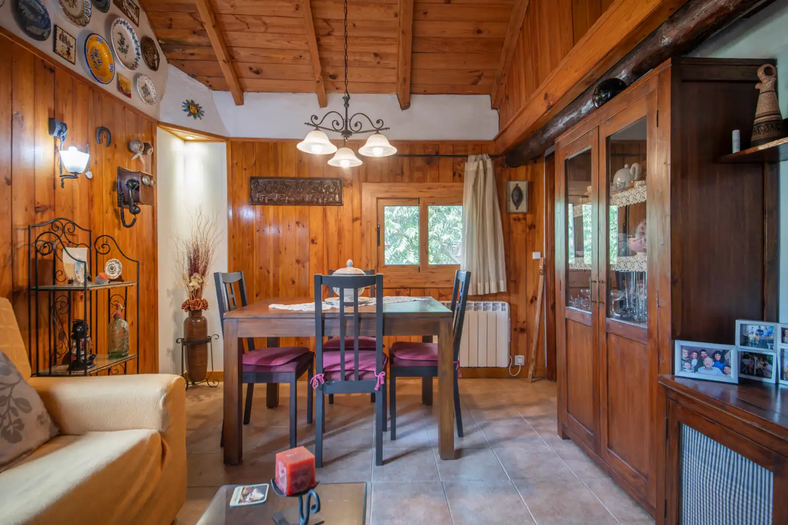 Esszimmer von Country house zum Verkauf in La Torre de Claramunt mit Privatgarten, Terrasse und Möbliert