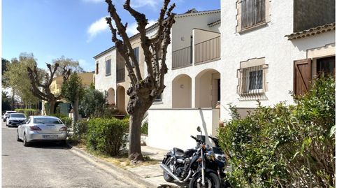 Photo 4 of Houses for sale in Calle Josep Coll I Ligora, 11, Sant Pere Pescador, Girona
