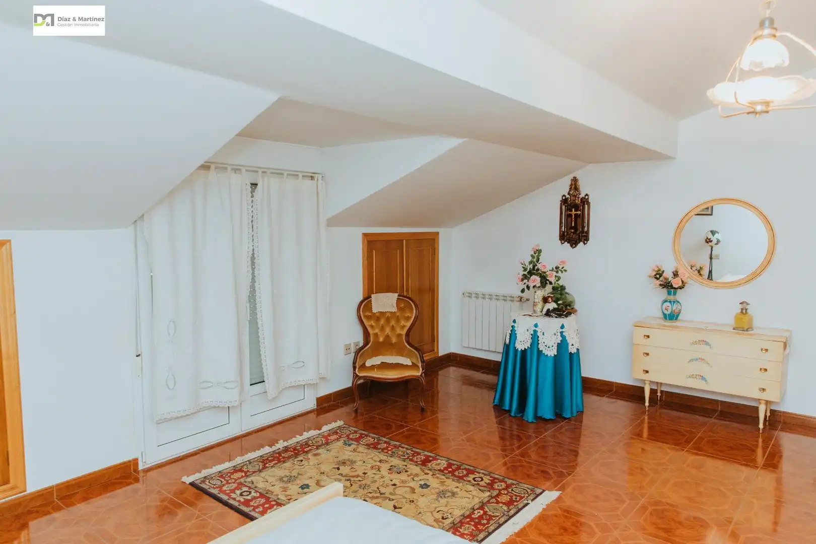 Living room of Houses for sale in Cacabelos  with Parquet flooring