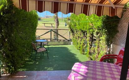 Jardí de Casa adosada en venda en Islantilla amb Terrassa