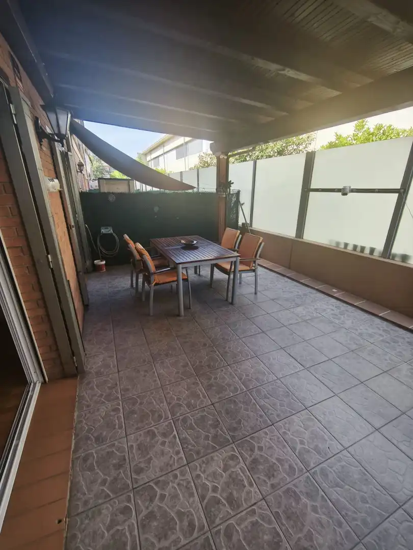 Terraza de Casa adosada en venta en Girona con Terraza y Alarma
