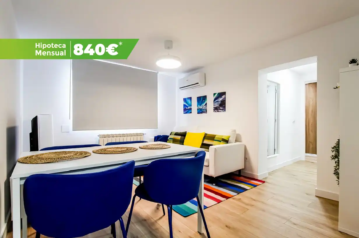 Living room of Flat for sale in  Madrid Capital  with Air Conditioner, Heating and Furnished